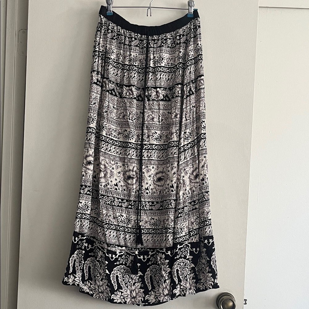 Angie Maxi Skirt Size M